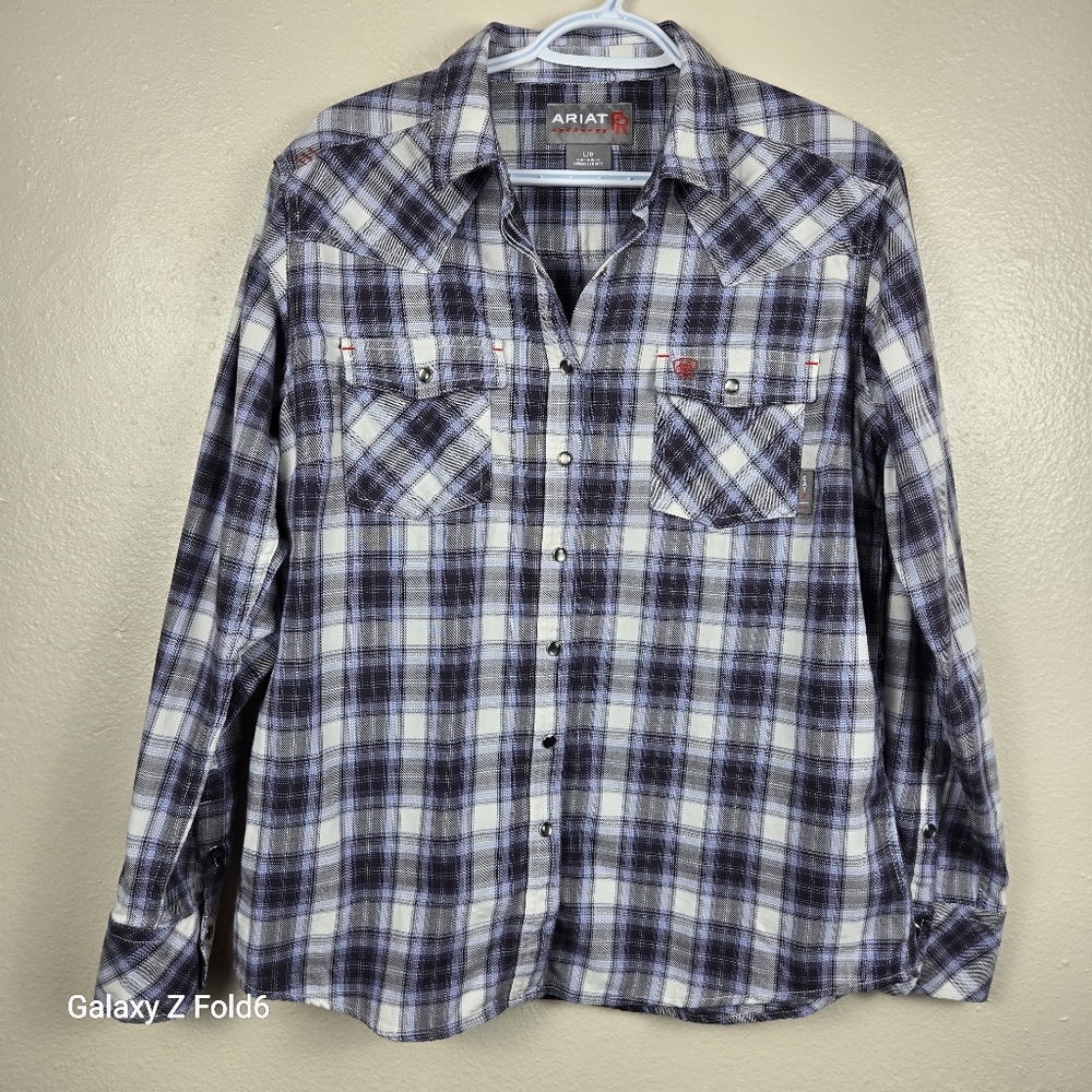 Ariat Men’s Flame Resistant FR Plaid Snap Work Shirt Size L Long Sleeve Western